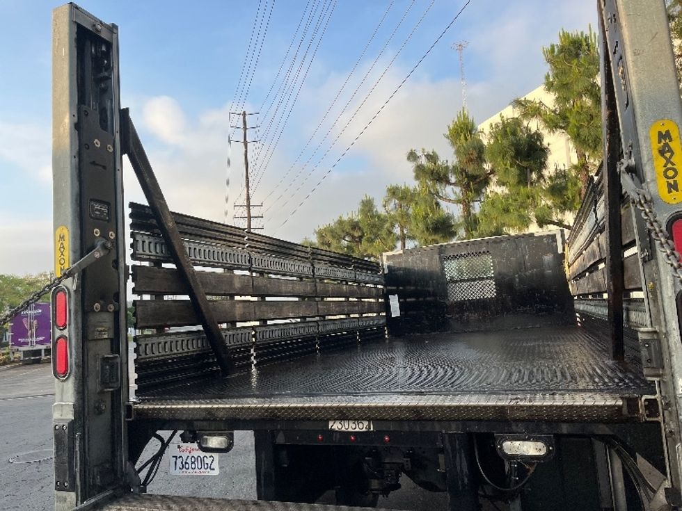 Flatbed Truck-Light and Medium Duty Trucks-Freightliner-2019-M2-Torrance-CA-151,567\n\t\tmiles-$ 39,500 - Image 11