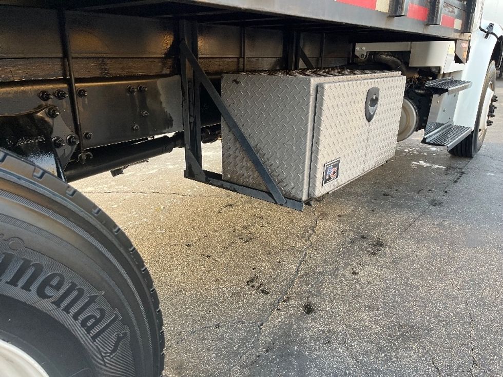 Flatbed Truck-Light and Medium Duty Trucks-Freightliner-2019-M2-Torrance-CA-151,567\n\t\tmiles-$ 39,500 - Image 14