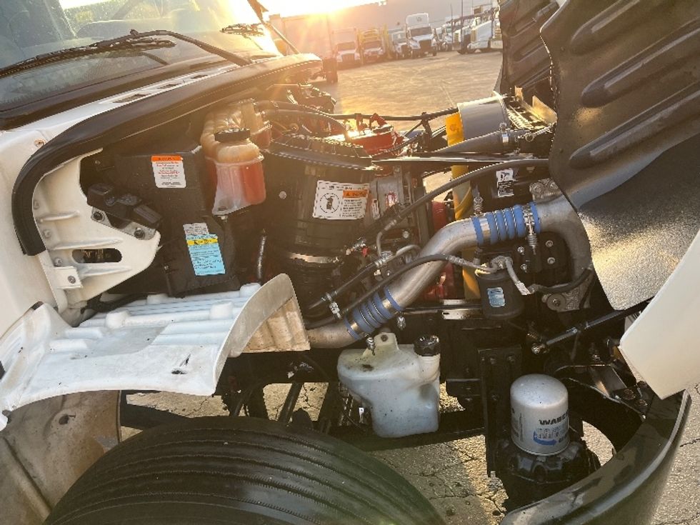 Flatbed Truck-Light and Medium Duty Trucks-Freightliner-2019-M2-Torrance-CA-151,567\n\t\tmiles-$ 39,500 - Image 23