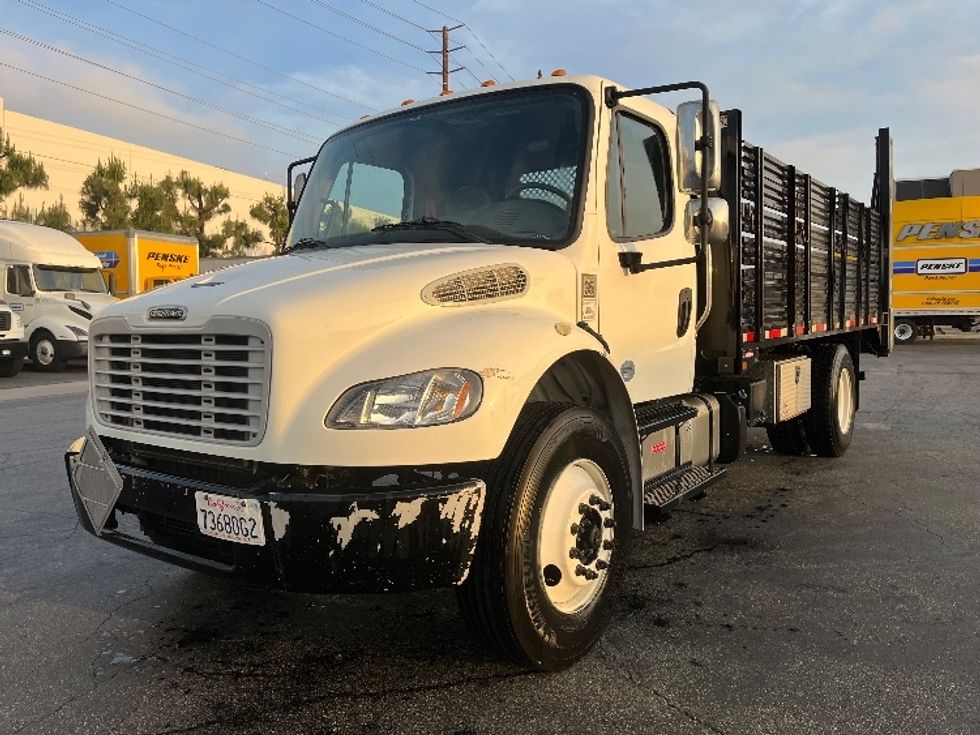 Flatbed Truck-Light and Medium Duty Trucks-Freightliner-2019-M2-Torrance-CA-151,567\n\t\tmiles-$ 39,500 - Image 3