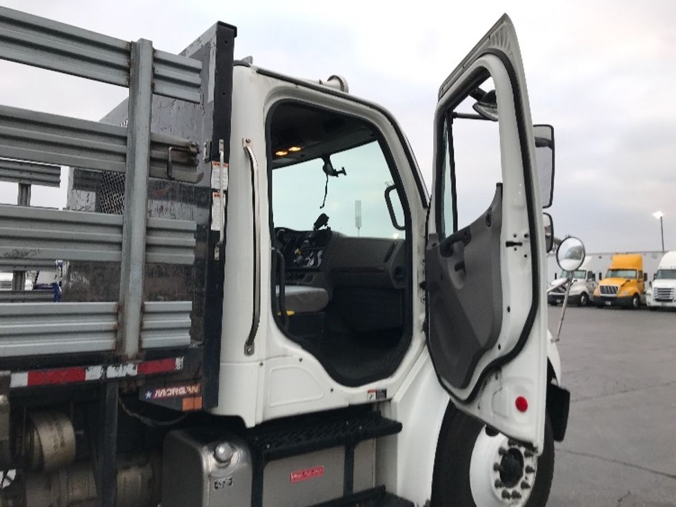 Flatbed Truck-Light and Medium Duty Trucks-Freightliner-2019-M2-Torrance-CA-151,832\n\t\tmiles-$ 58,000 - Image 20