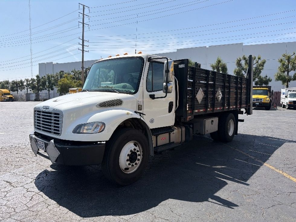 Flatbed Truck-Light and Medium Duty Trucks-Freightliner-2019-M2-Torrance-CA-154,122\n\t\tmiles-$ 39,250 - Image 3