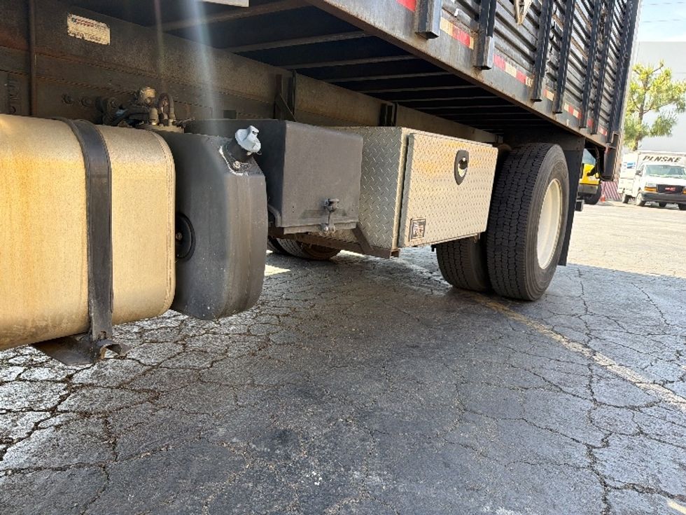 Flatbed Truck-Light and Medium Duty Trucks-Freightliner-2019-M2-Torrance-CA-154,122\n\t\tmiles-$ 39,250 - Image 5