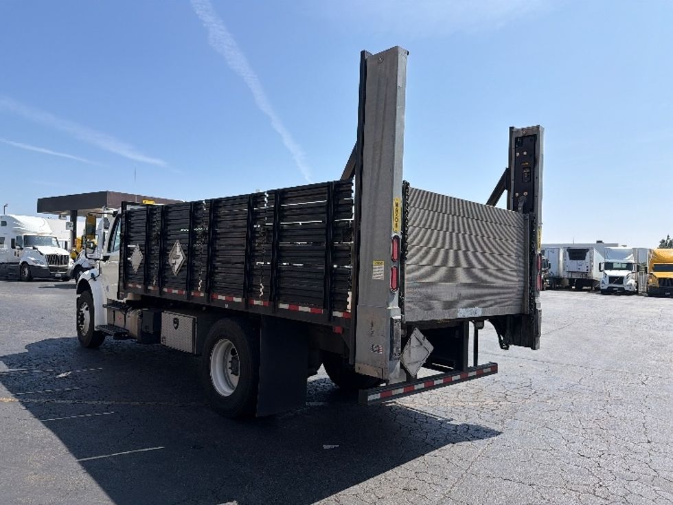 Flatbed Truck-Light and Medium Duty Trucks-Freightliner-2019-M2-Torrance-CA-154,122\n\t\tmiles-$ 39,250 - Image 6