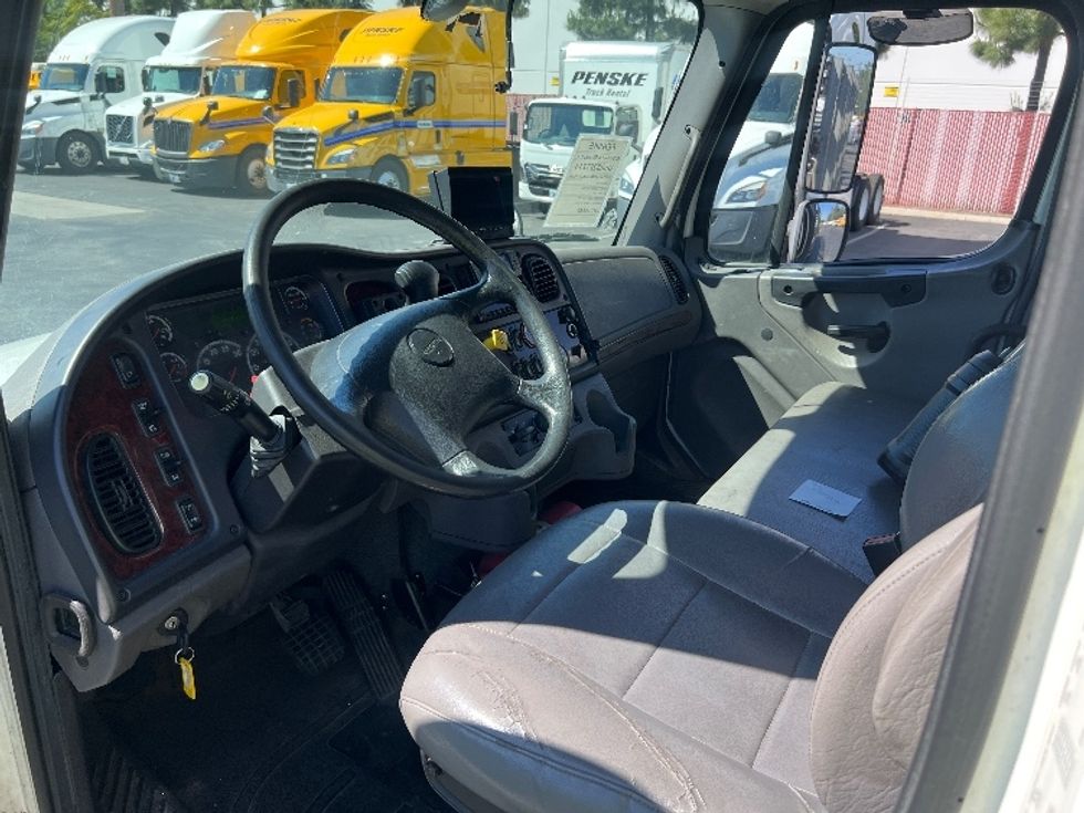 Flatbed Truck-Light and Medium Duty Trucks-Freightliner-2019-M2-Torrance-CA-157,858\n\t\tmiles-$ 50,750 - Image 15