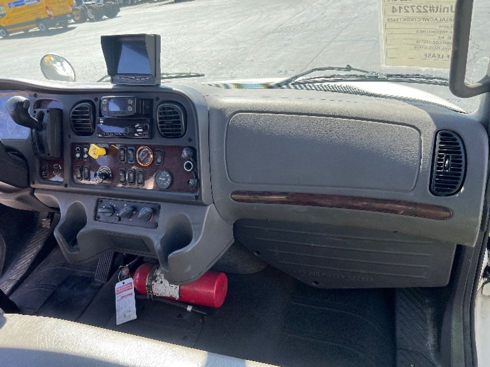 Flatbed Truck-Light and Medium Duty Trucks-Freightliner-2019-M2-Torrance-CA-157,858\n\t\tmiles-$ 50,750 - Image 19