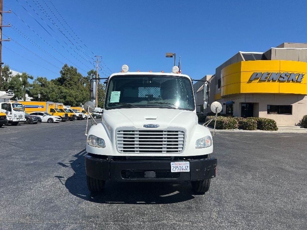 Flatbed Truck-Light and Medium Duty Trucks-Freightliner-2019-M2-Torrance-CA-157,858\n\t\tmiles-$ 50,750 - Image 2