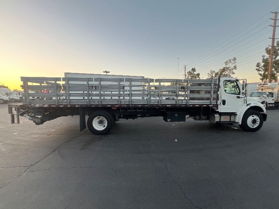 Flatbed Truck-Light and Medium Duty Trucks-Freightliner-2019-M2-Torrance-CA-159,333\n\t\tmiles-$ 51,500 - Image 14