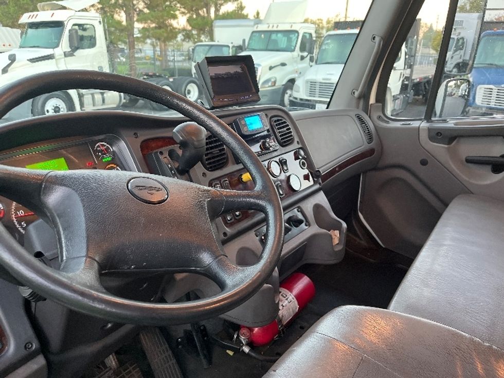 Flatbed Truck-Light and Medium Duty Trucks-Freightliner-2019-M2-Torrance-CA-159,333\n\t\tmiles-$ 51,500 - Image 16