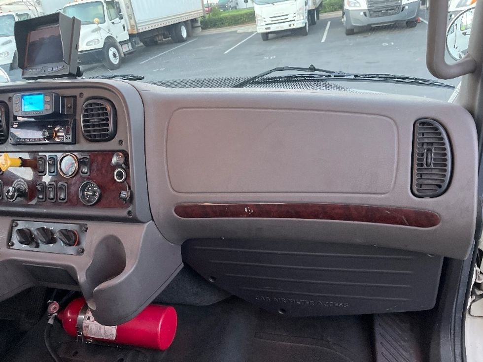 Flatbed Truck-Light and Medium Duty Trucks-Freightliner-2019-M2-Torrance-CA-159,333\n\t\tmiles-$ 51,500 - Image 20