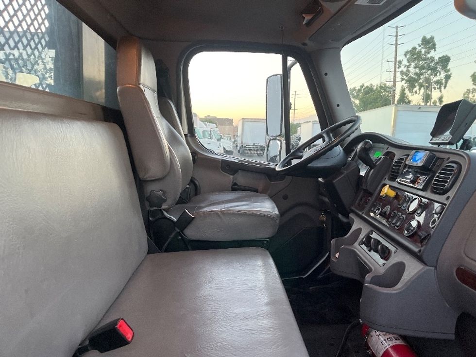 Flatbed Truck-Light and Medium Duty Trucks-Freightliner-2019-M2-Torrance-CA-159,333\n\t\tmiles-$ 51,500 - Image 21