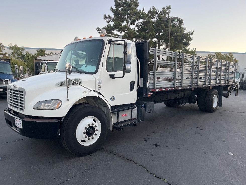 Flatbed Truck-Light and Medium Duty Trucks-Freightliner-2019-M2-Torrance-CA-159,333\n\t\tmiles-$ 51,500 - Image 3