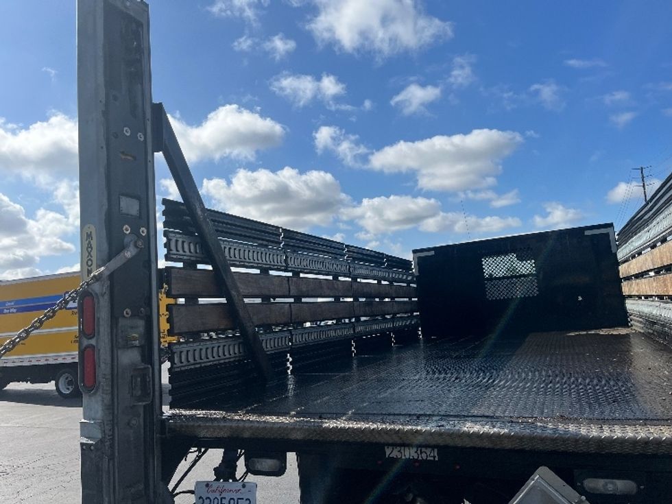 Flatbed Truck-Light and Medium Duty Trucks-Freightliner-2019-M2-Torrance-CA-162,690\n\t\tmiles-$ 40,500 - Image 11
