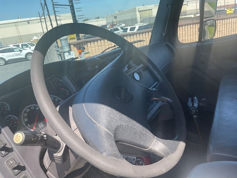 Flatbed Truck-Light and Medium Duty Trucks-Freightliner-2019-M2-Torrance-CA-177,811\n\t\tmiles-$ 40,750 - Image 14