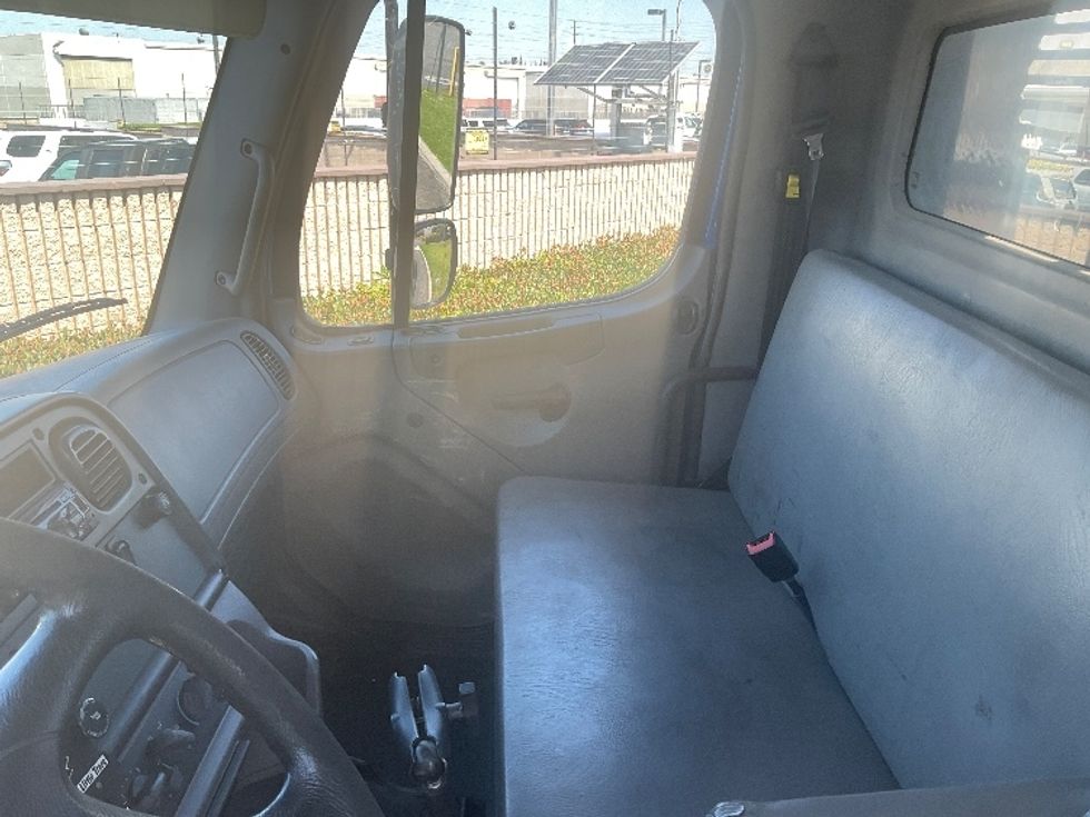 Flatbed Truck-Light and Medium Duty Trucks-Freightliner-2019-M2-Torrance-CA-177,811\n\t\tmiles-$ 40,750 - Image 16