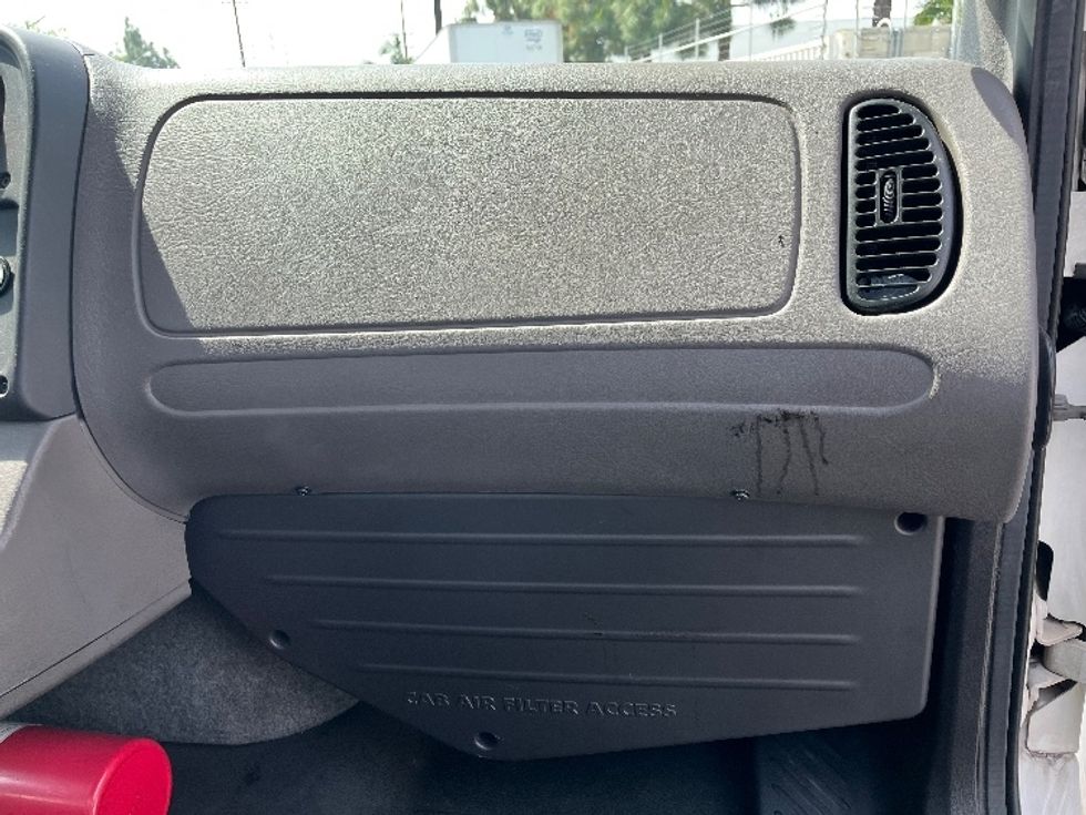 Flatbed Truck-Light and Medium Duty Trucks-Freightliner-2019-M2-Torrance-CA-179,656\n\t\tmiles-$ 35,250 - Image 21