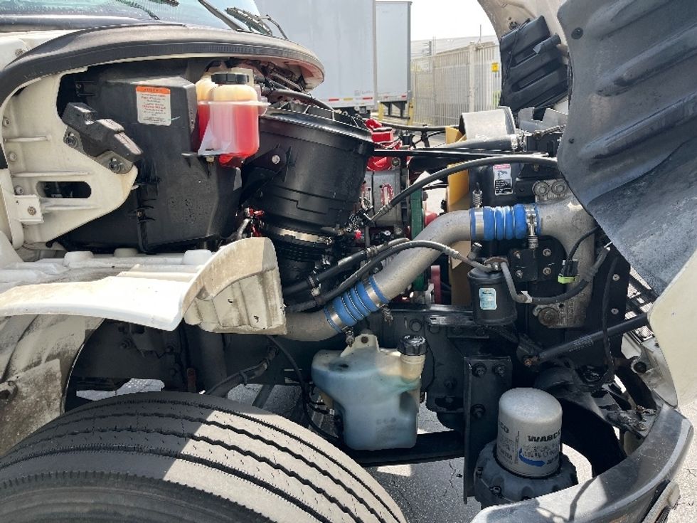 Flatbed Truck-Light and Medium Duty Trucks-Freightliner-2019-M2-Torrance-CA-179,656\n\t\tmiles-$ 35,250 - Image 23