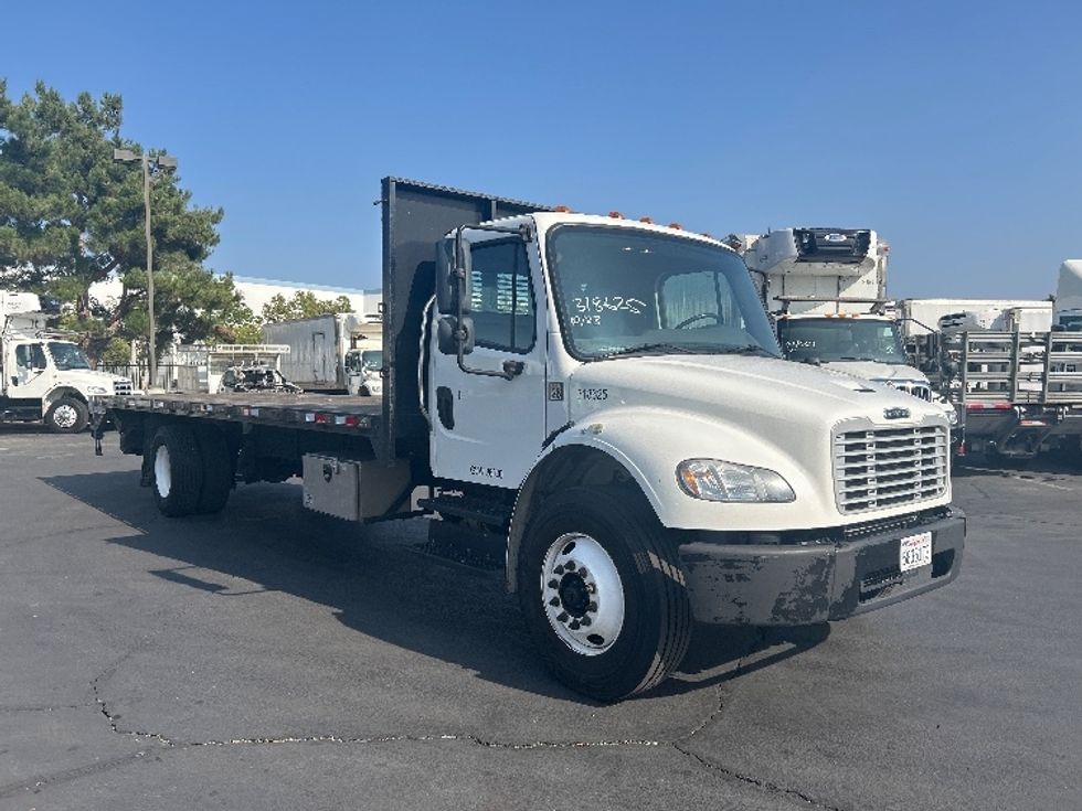 Flatbed Truck-Light and Medium Duty Trucks-Freightliner-2019-M2-Torrance-CA-183,530\n\t\tmiles-$ 49,750 - Image 1
