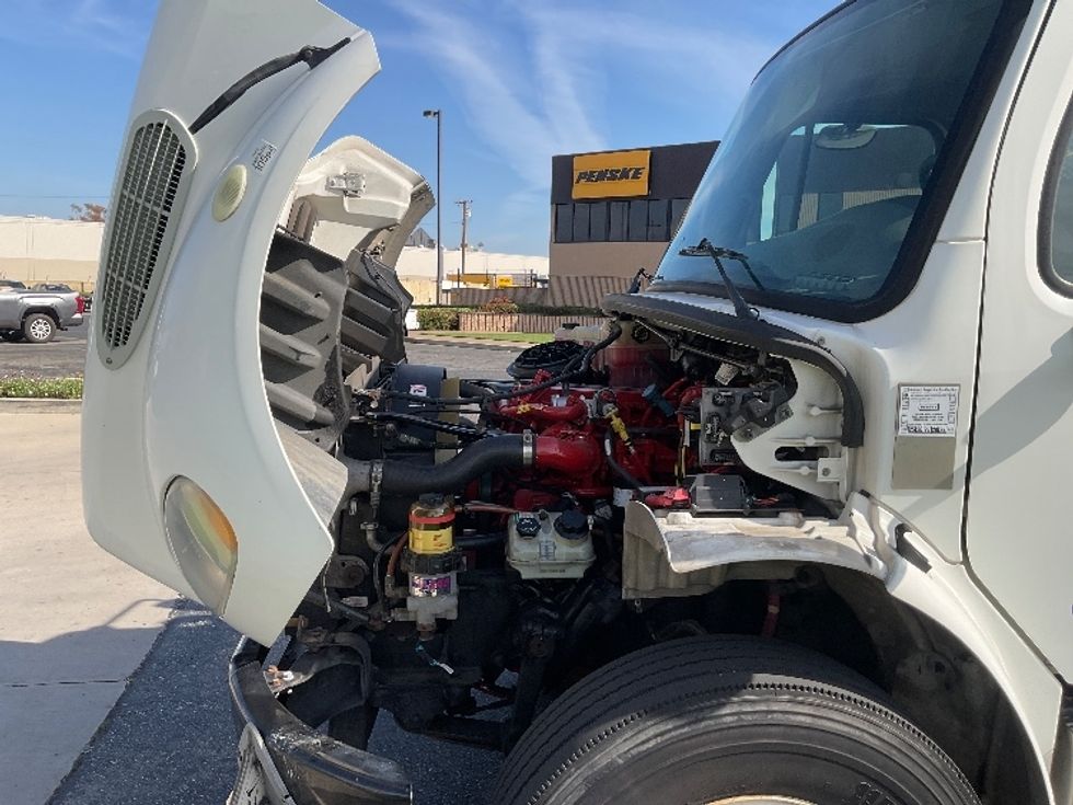 Flatbed Truck-Light and Medium Duty Trucks-Freightliner-2019-M2-Torrance-CA-192,855\n\t\tmiles-$ 33,500 - Image 24
