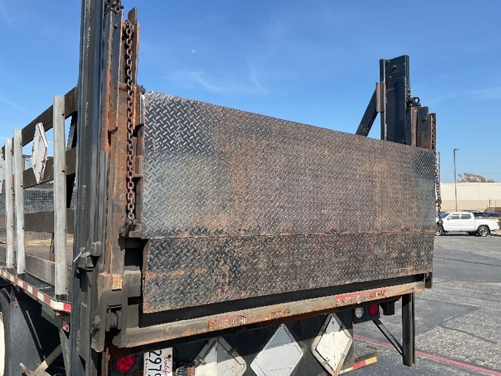 Flatbed Truck-Light and Medium Duty Trucks-Freightliner-2019-M2-Torrance-CA-192,855\n\t\tmiles-$ 33,500 - Image 26