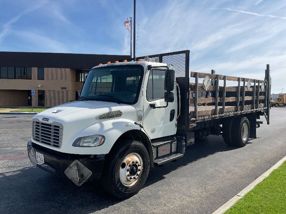 Flatbed Truck-Light and Medium Duty Trucks-Freightliner-2019-M2-Torrance-CA-192,855\n\t\tmiles-$ 33,500 - Image 3
