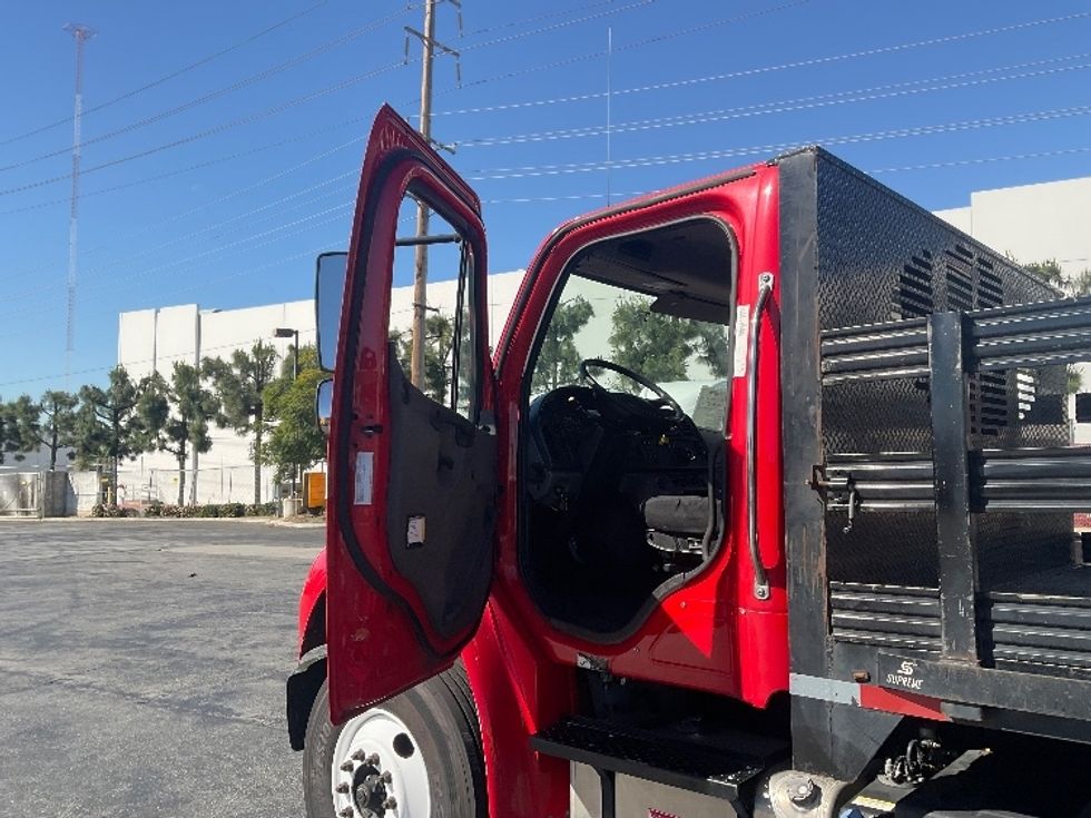 Flatbed Truck-Light and Medium Duty Trucks-Freightliner-2019-M2-Torrance-CA-220,502\n\t\tmiles-$ 50,500 - Image 15