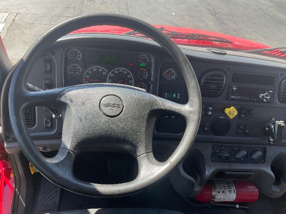 Flatbed Truck-Light and Medium Duty Trucks-Freightliner-2019-M2-Torrance-CA-220,502\n\t\tmiles-$ 50,500 - Image 17