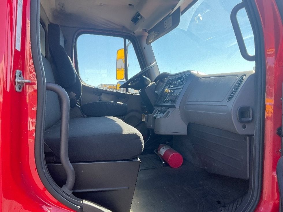 Flatbed Truck-Light and Medium Duty Trucks-Freightliner-2019-M2-Torrance-CA-220,502\n\t\tmiles-$ 50,500 - Image 21