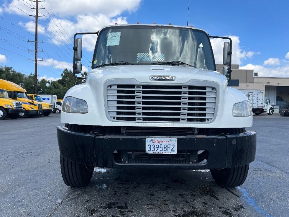 Flatbed Truck-Light and Medium Duty Trucks-Freightliner-2019-M2-Torrance-CA-230,223\n\t\tmiles-$ 29,500 - Image 2
