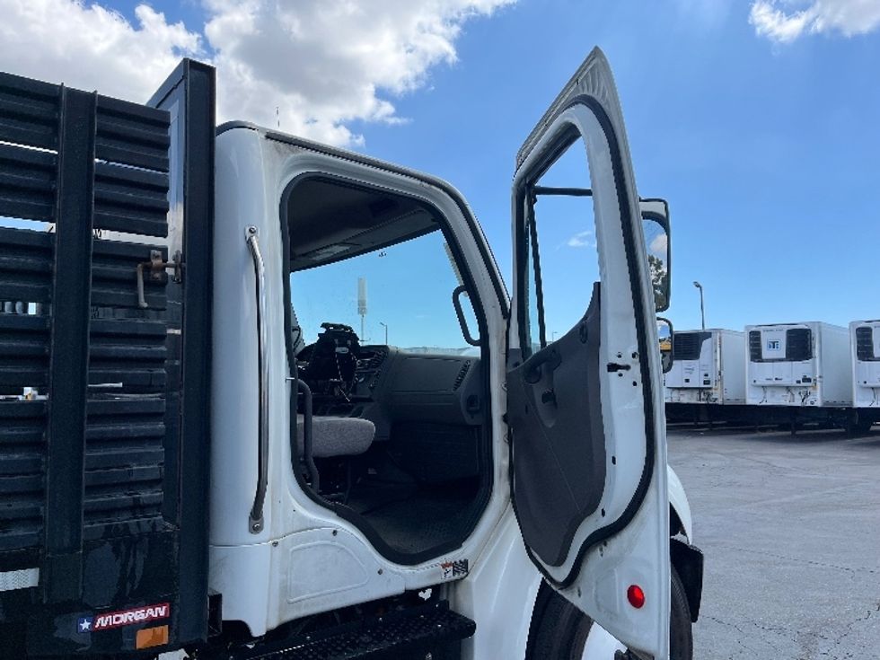 Flatbed Truck-Light and Medium Duty Trucks-Freightliner-2019-M2-Torrance-CA-230,223\n\t\tmiles-$ 29,500 - Image 20