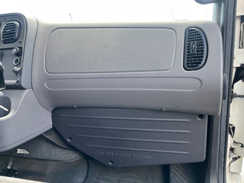 Flatbed Truck-Light and Medium Duty Trucks-Freightliner-2019-M2-Torrance-CA-230,223\n\t\tmiles-$ 29,500 - Image 21