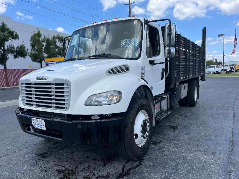 Flatbed Truck-Light and Medium Duty Trucks-Freightliner-2019-M2-Torrance-CA-230,223\n\t\tmiles-$ 29,500 - Image 3