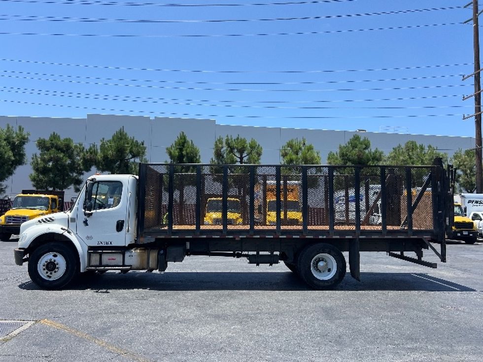Flatbed Truck-Light and Medium Duty Trucks-Freightliner-2019-M2-Torrance-CA-246,838\n\t\tmiles-$ 39,250 - Image 4