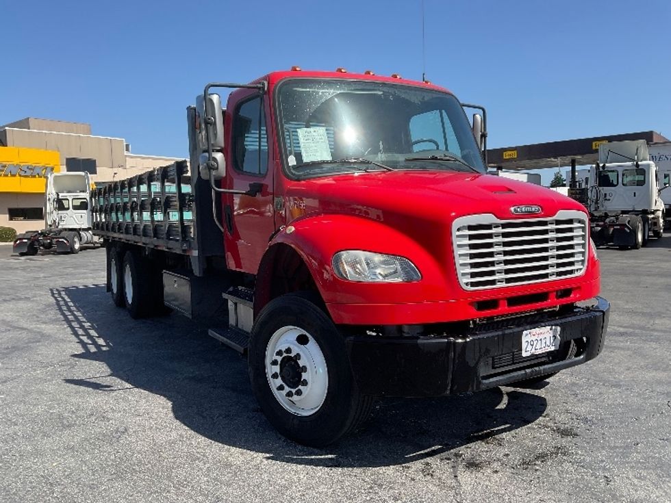Flatbed Truck-Light and Medium Duty Trucks-Freightliner-2019-M2-Torrance-CA-270,093\n\t\tmiles-$ 43,250 - Image 1