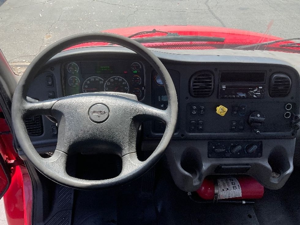 Flatbed Truck-Light and Medium Duty Trucks-Freightliner-2019-M2-Torrance-CA-270,093\n\t\tmiles-$ 43,250 - Image 17