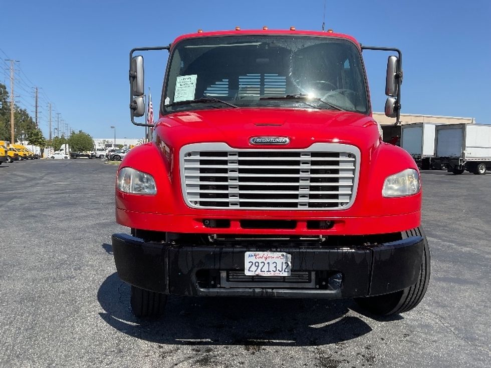 Flatbed Truck-Light and Medium Duty Trucks-Freightliner-2019-M2-Torrance-CA-270,093\n\t\tmiles-$ 43,250 - Image 2