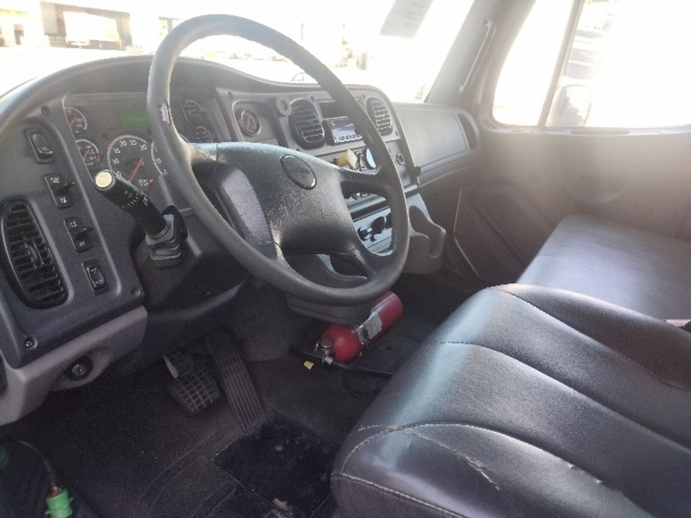 Flatbed Truck-Light and Medium Duty Trucks-Freightliner-2019-M2-Torrance-CA-273,158\n\t\tmiles-$ 51,750 - Image 17