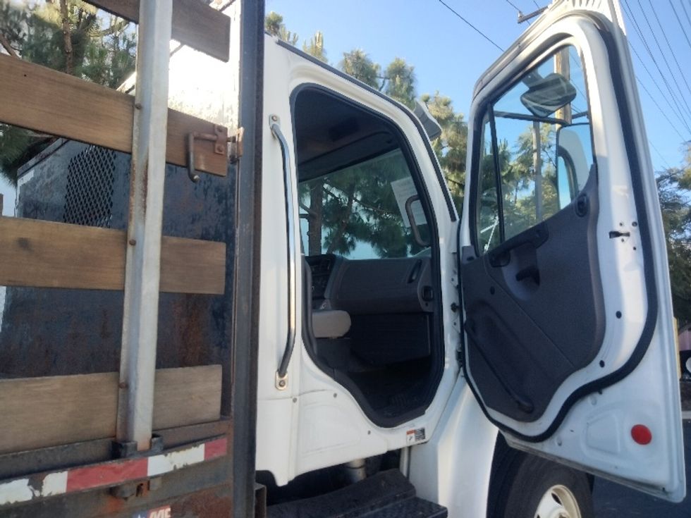 Flatbed Truck-Light and Medium Duty Trucks-Freightliner-2019-M2-Torrance-CA-273,158\n\t\tmiles-$ 51,750 - Image 20