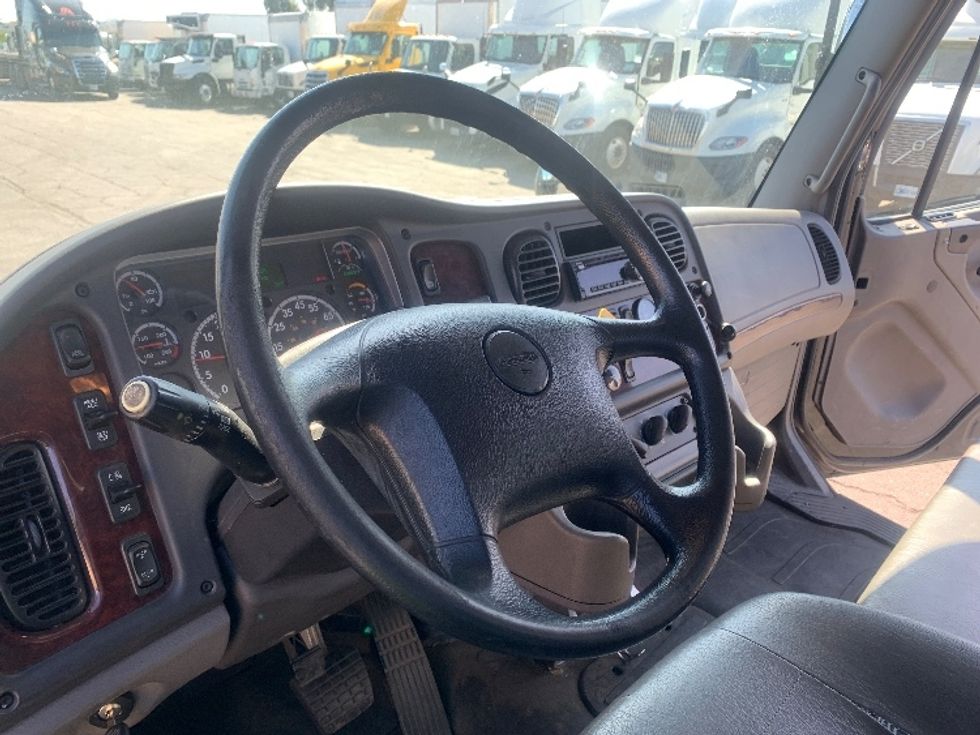 Flatbed Truck-Light and Medium Duty Trucks-Freightliner-2019-M2-Torrance-CA-85,356\n\t\tmiles-$ 47,500 - Image 16