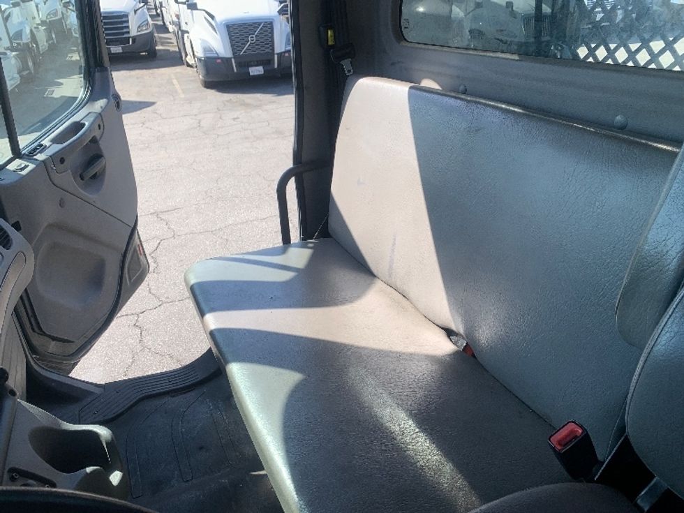 Flatbed Truck-Light and Medium Duty Trucks-Freightliner-2019-M2-Torrance-CA-85,356\n\t\tmiles-$ 47,500 - Image 18