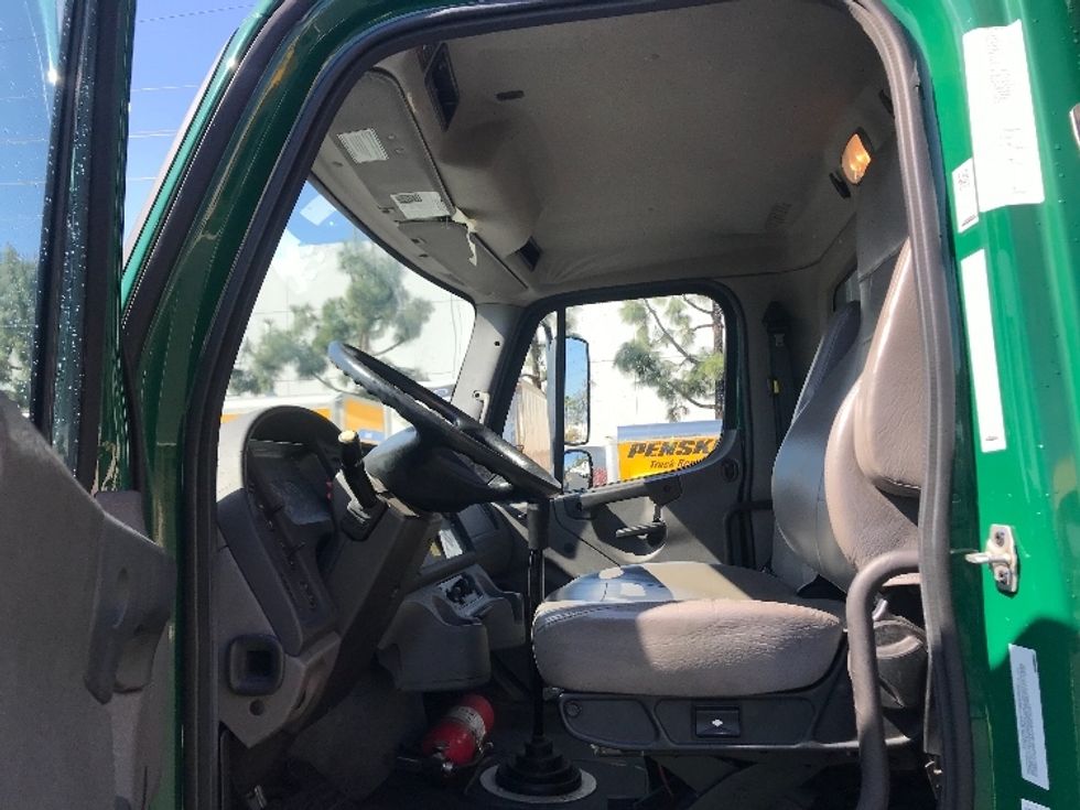 Flatbed Truck-Light and Medium Duty Trucks-Freightliner-2019-M2-Torrance-CA-93,481\n\t\tmiles-$ 71,000 - Image 16