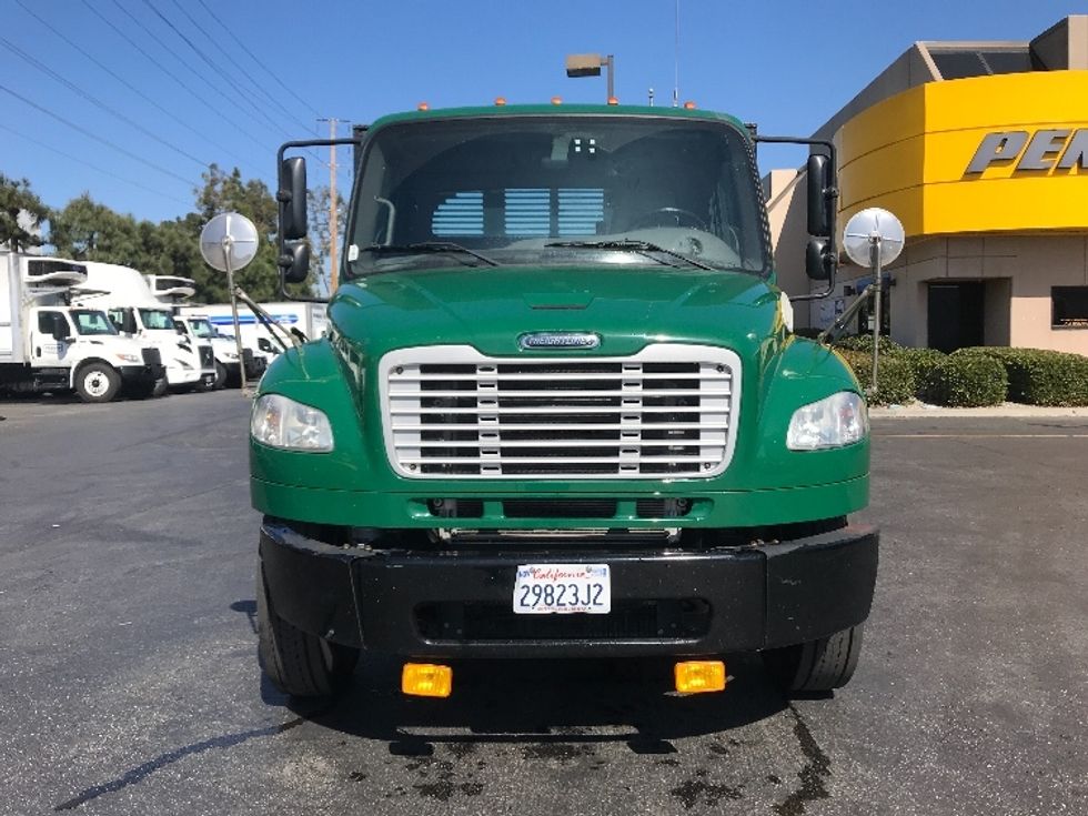 Flatbed Truck-Light and Medium Duty Trucks-Freightliner-2019-M2-Torrance-CA-93,481\n\t\tmiles-$ 71,000 - Image 2