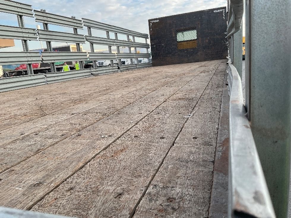 Flatbed Truck-Light and Medium Duty Trucks-Freightliner-2019-M2-Torrance-CA-98,994\n\t\tmiles-$ 67,750 - Image 12