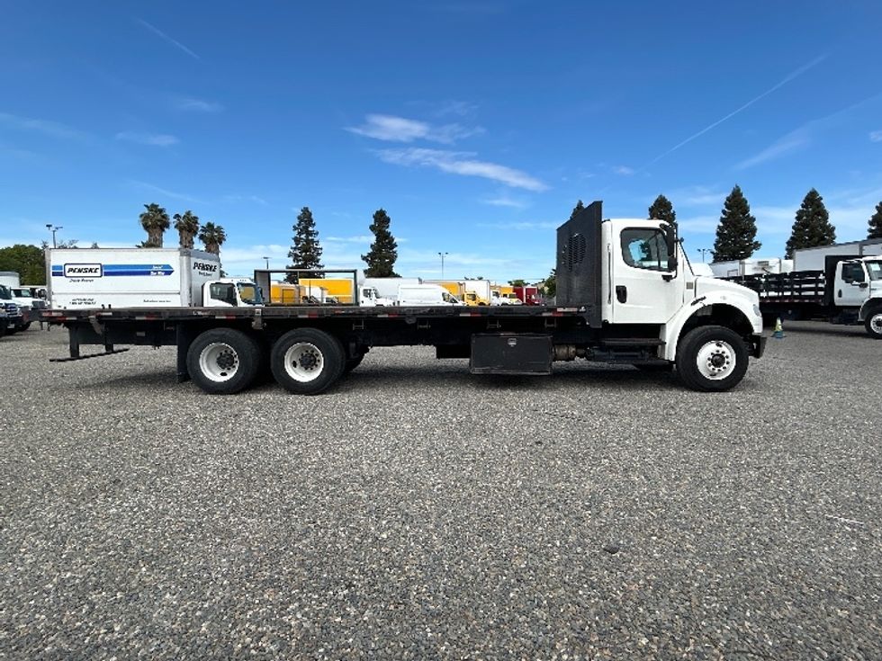 Flatbed Truck-Light and Medium Duty Trucks-Freightliner-2019-M2-Tracy-CA-307,775\n\t\tmiles-$ 42,000 - Image 10
