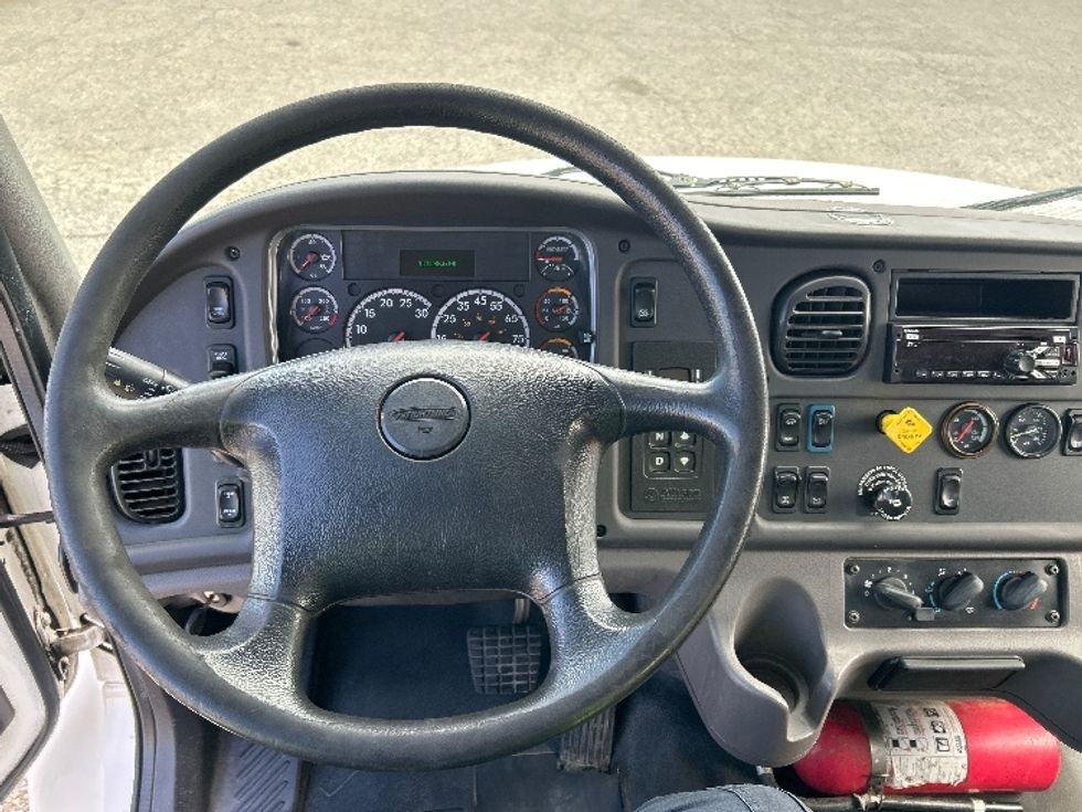 Flatbed Truck-Light and Medium Duty Trucks-Freightliner-2019-M2-Tracy-CA-307,775\n\t\tmiles-$ 42,000 - Image 13