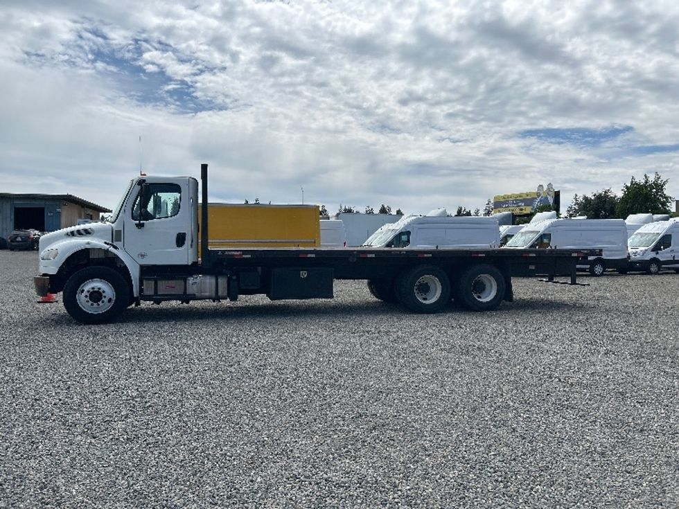 Flatbed Truck-Light and Medium Duty Trucks-Freightliner-2019-M2-Tracy-CA-307,775\n\t\tmiles-$ 42,000 - Image 4