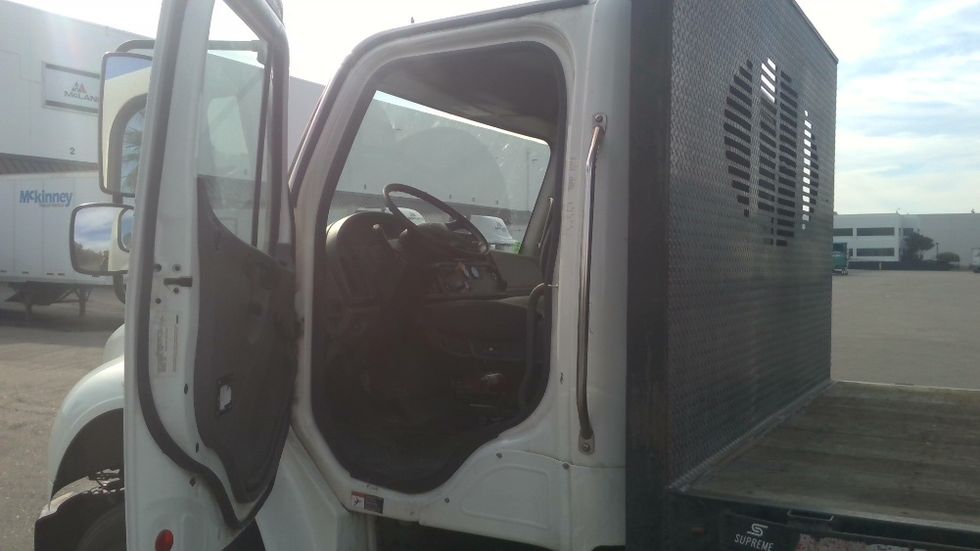 Flatbed Truck-Light and Medium Duty Trucks-Freightliner-2019-M2-Tracy-CA-307,775\n\t\tmiles-$ 43,250 - Image 11