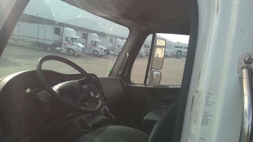 Flatbed Truck-Light and Medium Duty Trucks-Freightliner-2019-M2-Tracy-CA-307,775\n\t\tmiles-$ 43,250 - Image 12