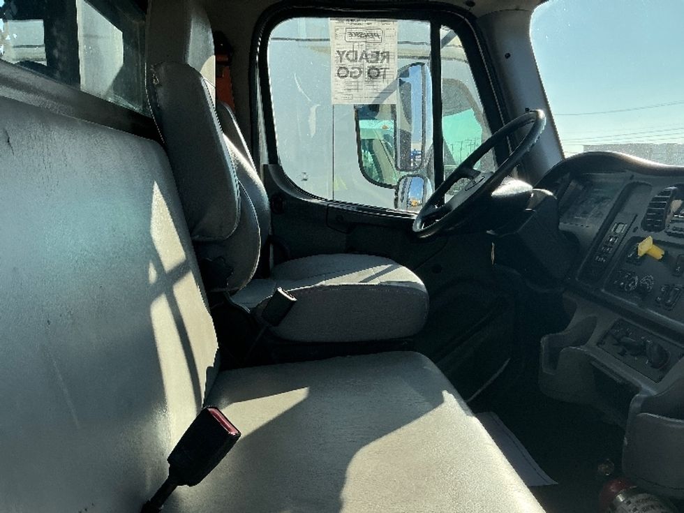 Flatbed Truck-Light and Medium Duty Trucks-Freightliner-2019-M2-Tulsa-OK-160,116\n\t\tmiles-$ 71,000 - Image 18