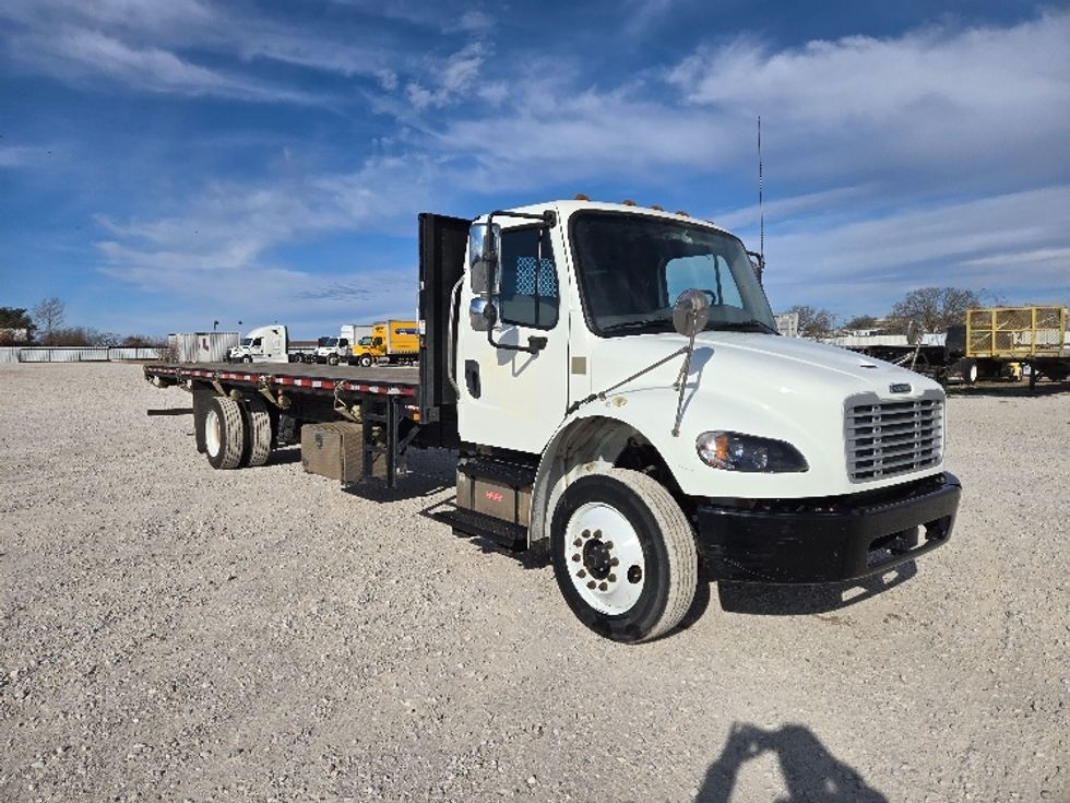Flatbed Truck-Light and Medium Duty Trucks-Freightliner-2019-M2-Weatherford-TX-122,293\n\t\tmiles-$ 51,500 - Image 1